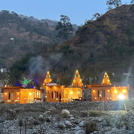 Cabana Riverside Resort - Kainchi Dham Нейнитал Екстериор снимка