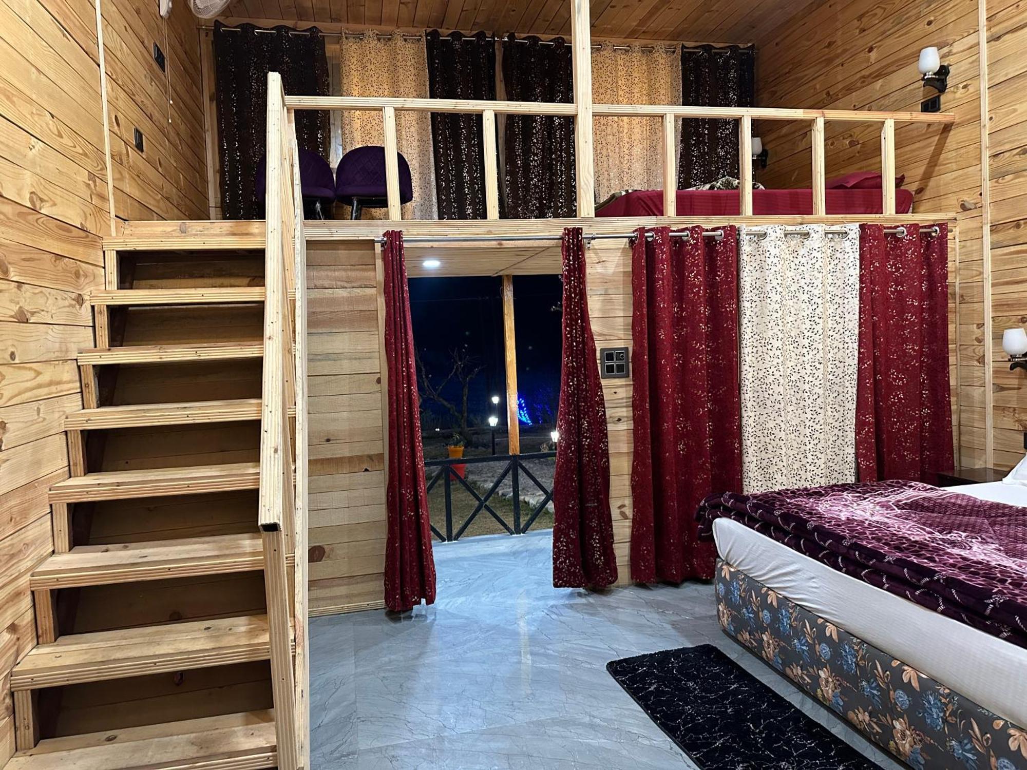 Cabana Riverside Resort - Kainchi Dham Нейнитал Екстериор снимка